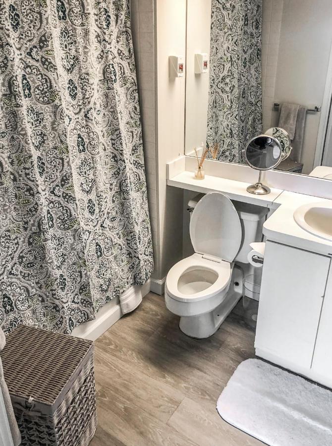 Short Term Rentals At The Park At Trowbridge Senior Community Southfield Exterior foto
