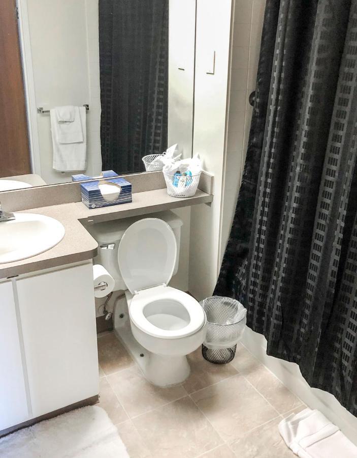 Short Term Rentals At The Park At Trowbridge Senior Community Southfield Exterior foto
