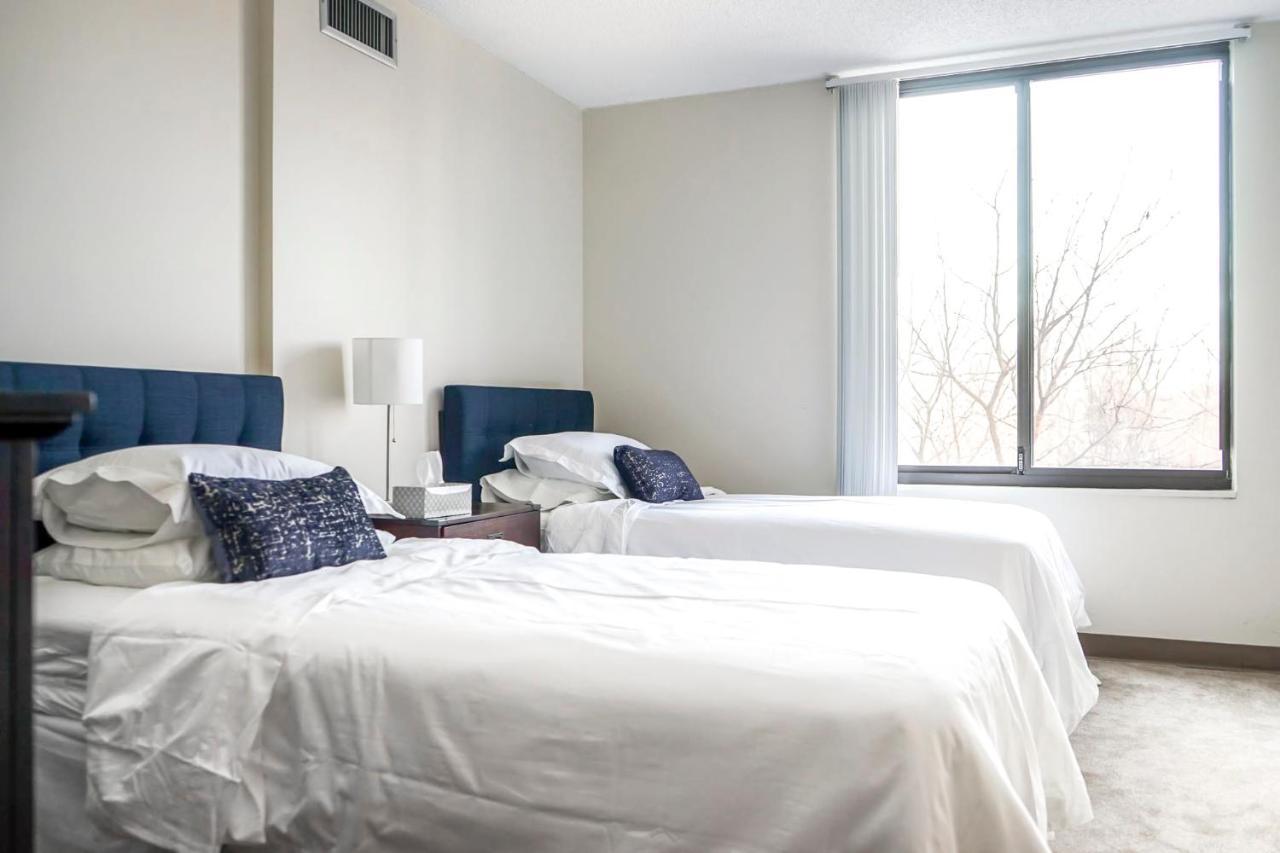 Short Term Rentals At The Park At Trowbridge Senior Community Southfield Exterior foto