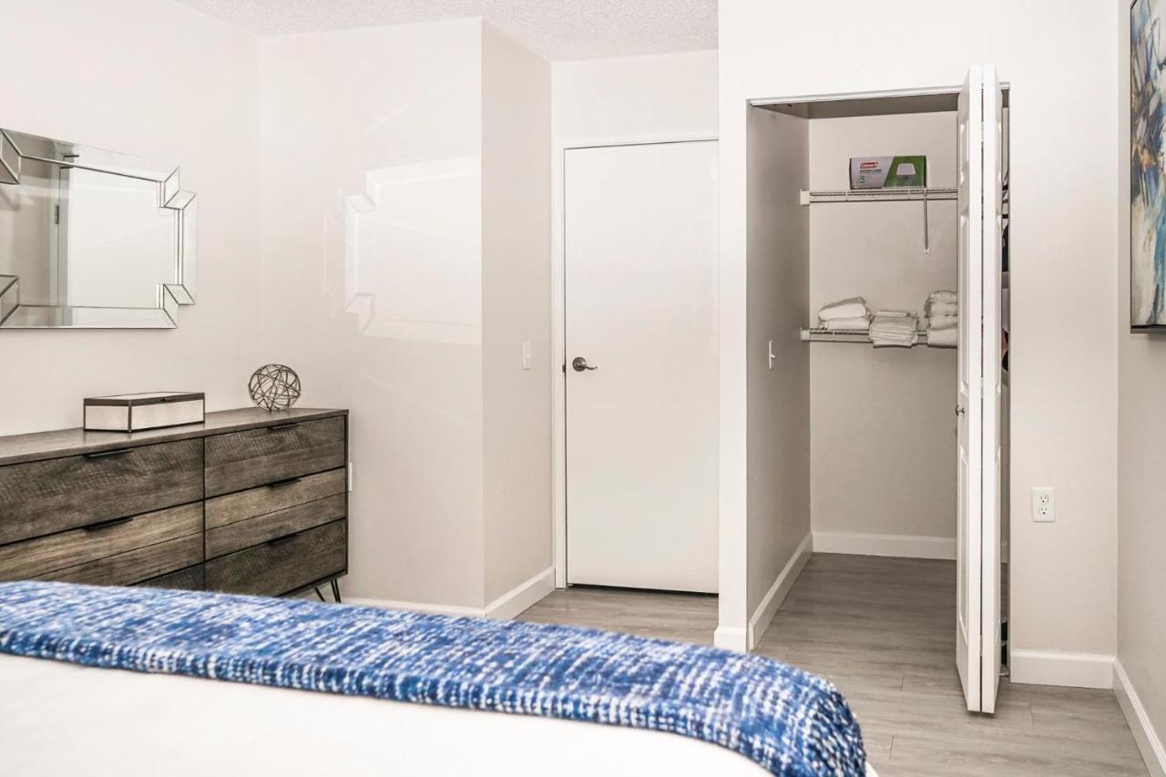 Short Term Rentals At The Park At Trowbridge Senior Community Southfield Exterior foto